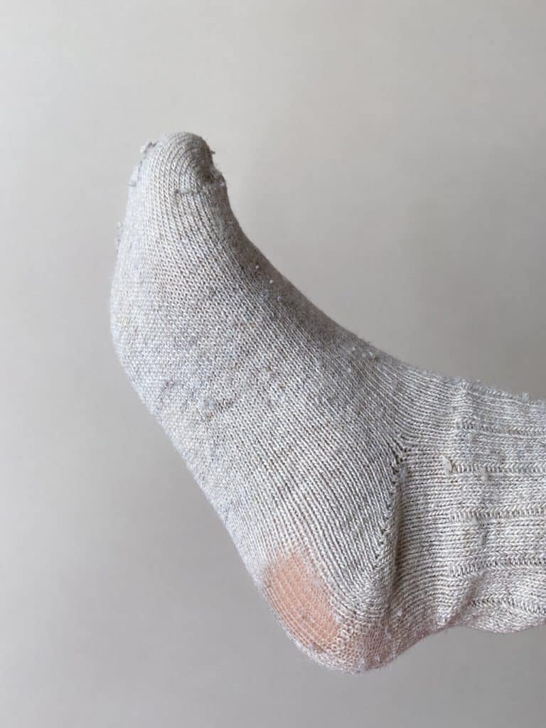 100 Prozent Alpaka Socken an den Fersen bereits durchgelaufen nach kurzer Zeit