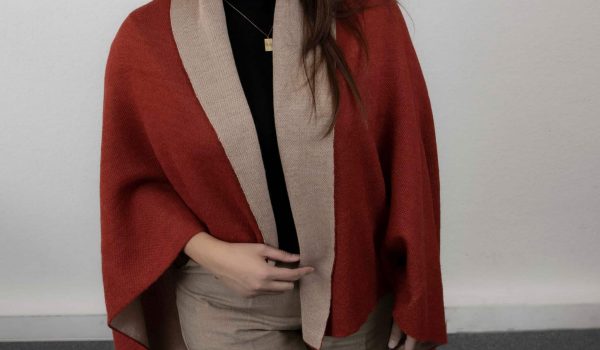 Elegante Strickjacke in orange von Alpakin